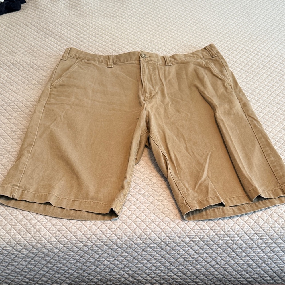 Eddie Bauer Men's Tan Flat Front Shorts